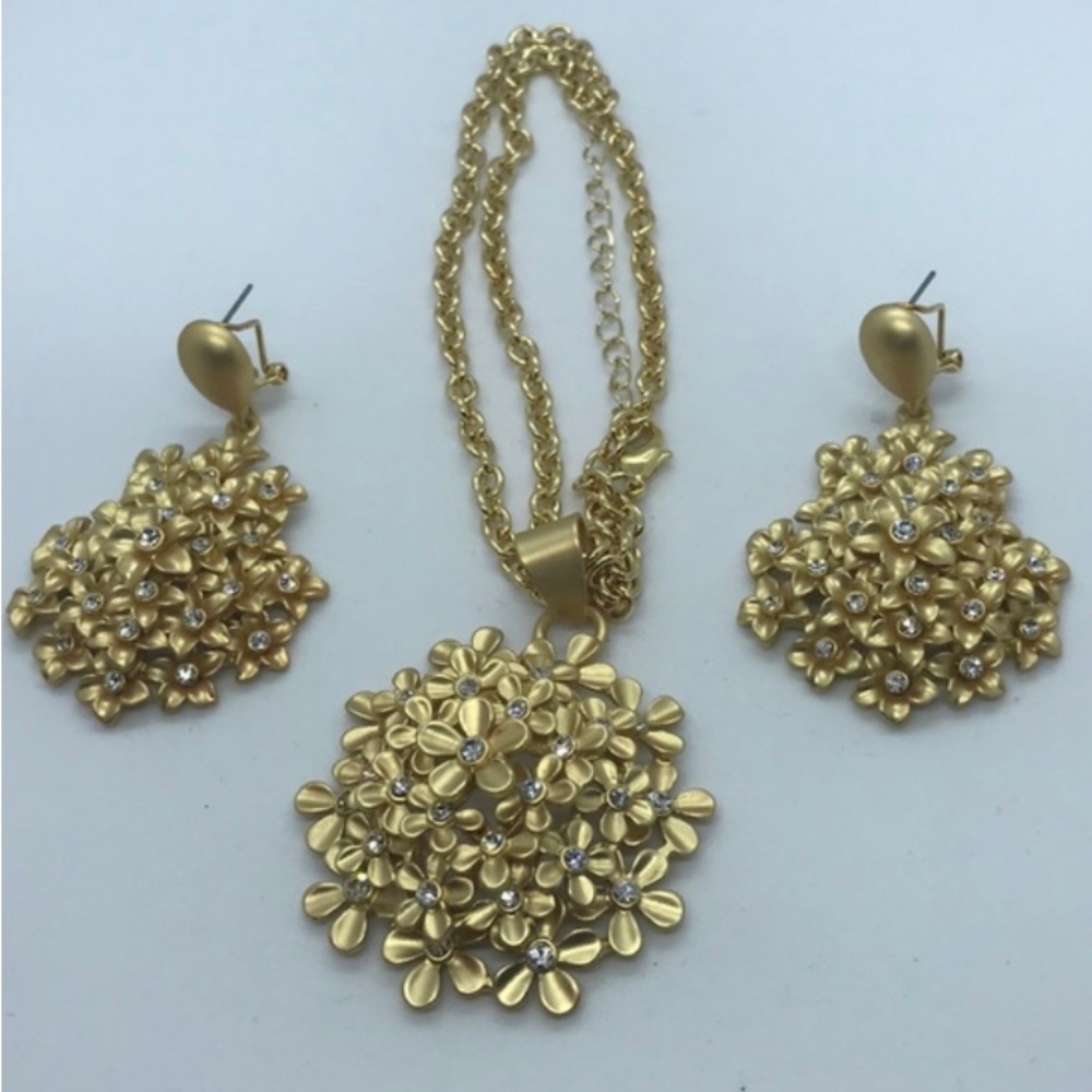 Roberto by RFM floral necklace and earrings